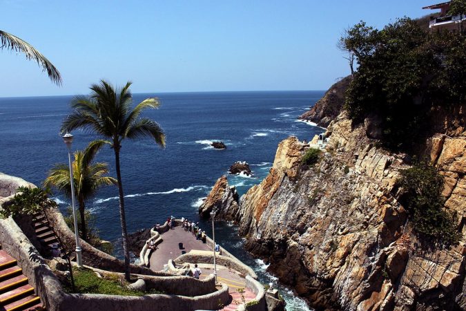 tur-from-mexico-to-cancun-by-acapulco-004